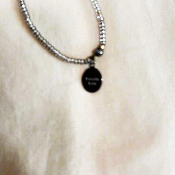 Costume Jewelry Shell & Other Necklaces Broochs Pendants read - Picture 13 of 15